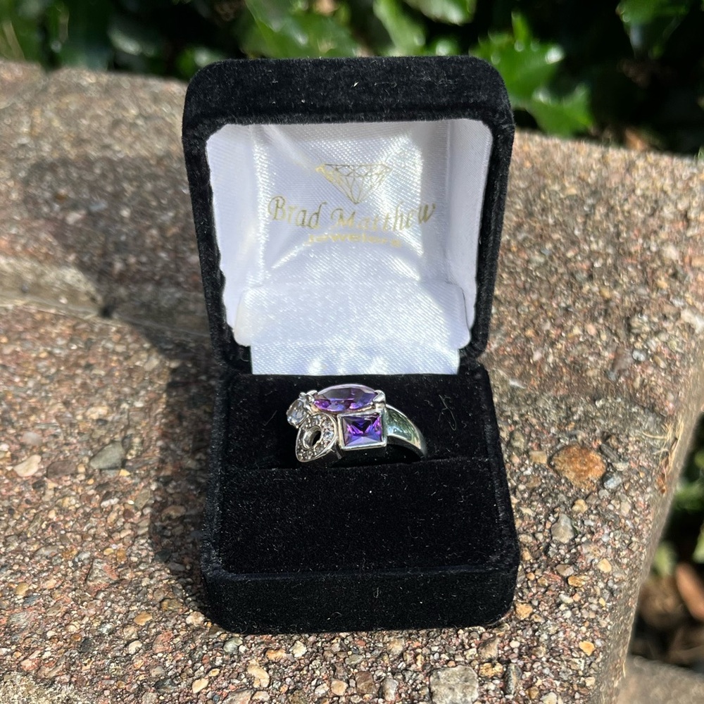 Women’s purple stone ring